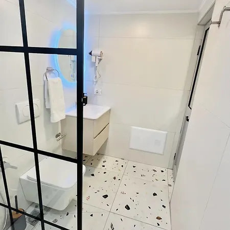Tirana Veranda Loft - Free Private Parking