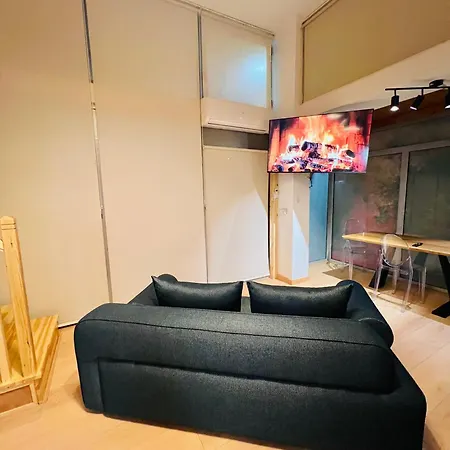 Tirana Veranda Loft - Free Private Parking Tirana